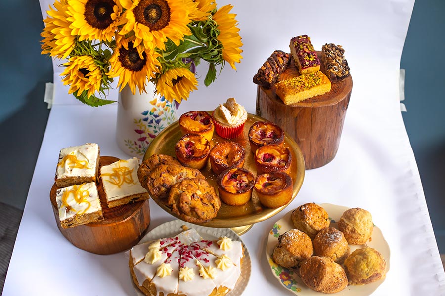 GreenTable_Food-WhiteBkgnd_9526