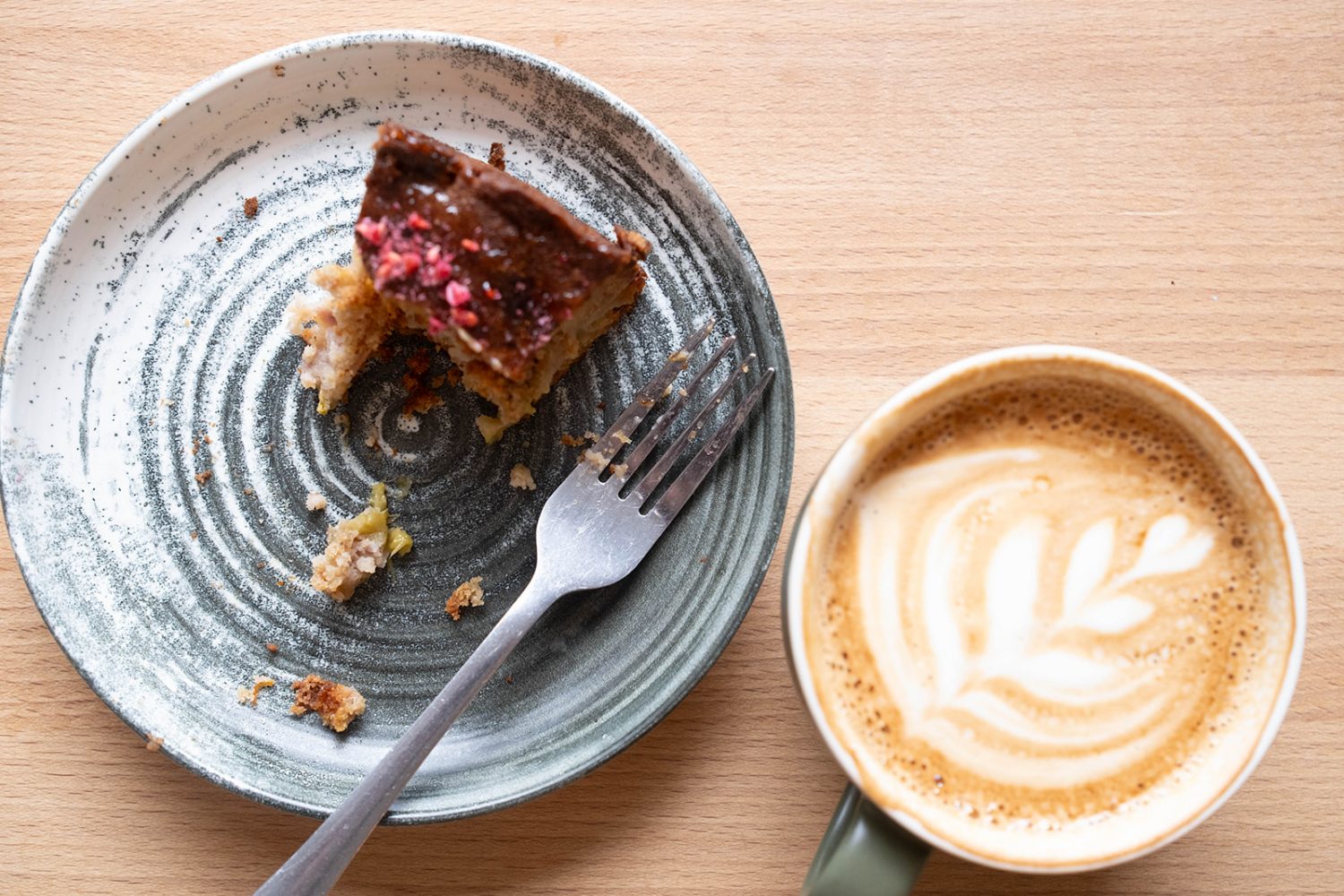 Green table cafe - cakes and coffee 0033