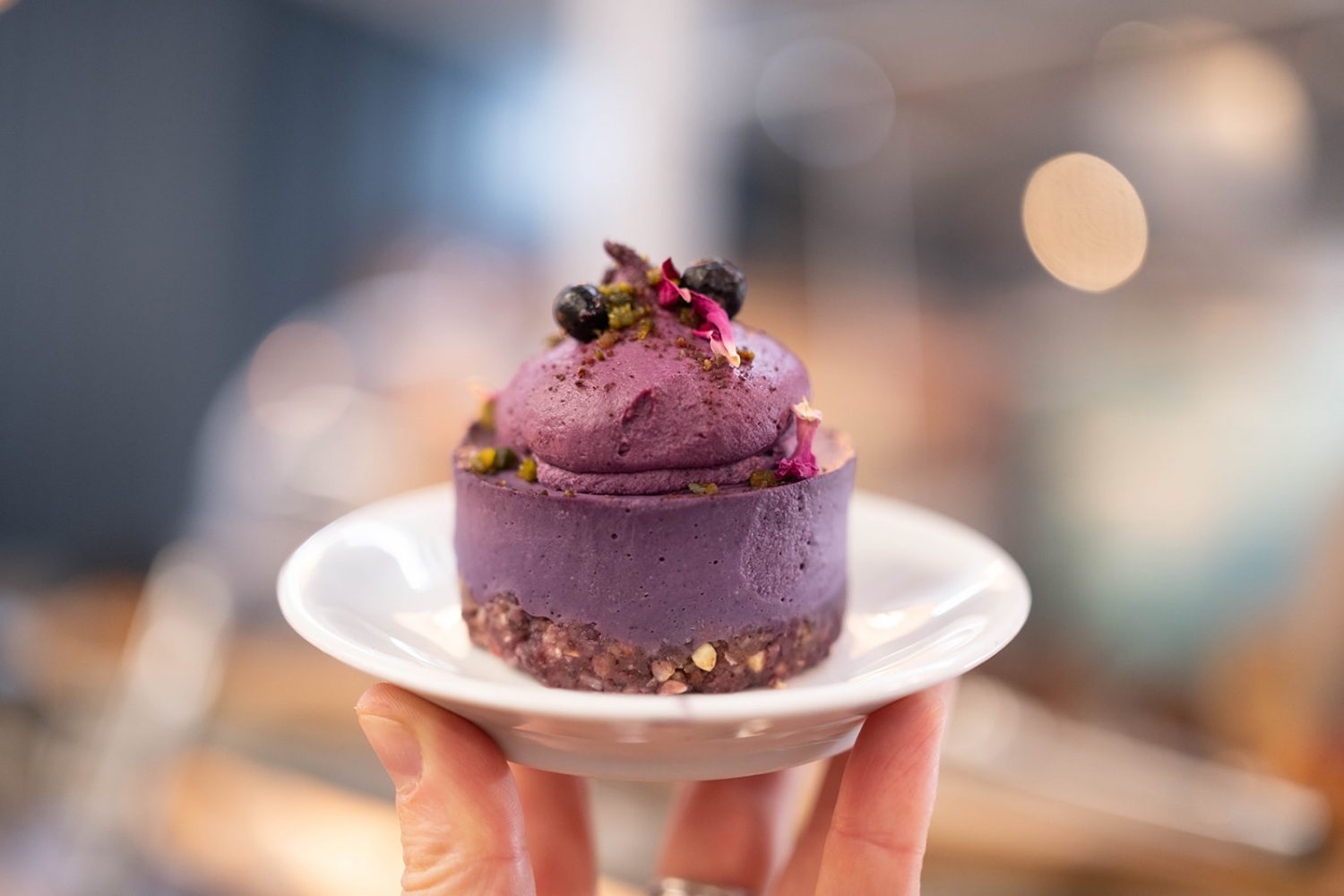 Green table cafe - cakes and coffee 0035