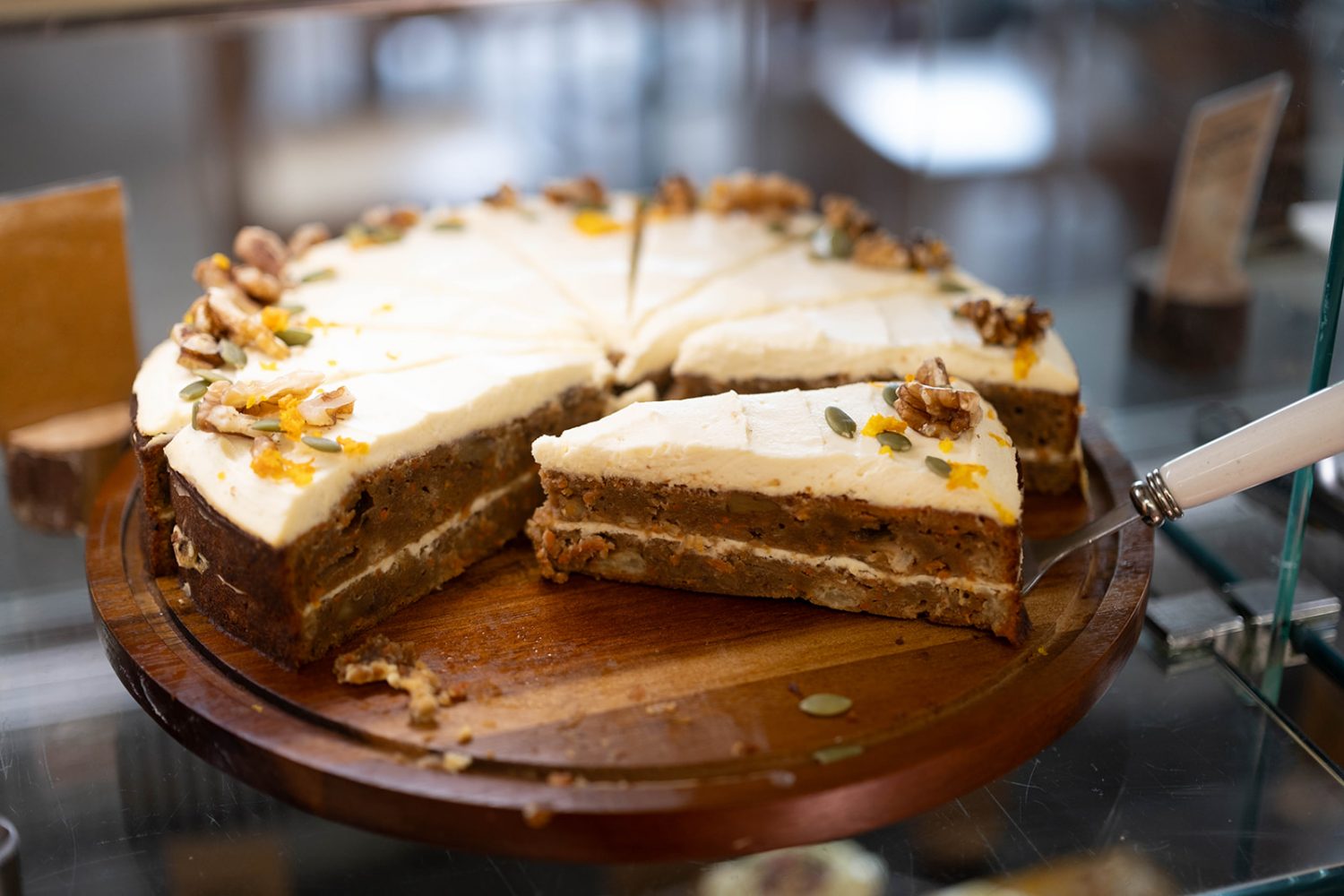 Green table cafe - cakes and coffee 0036