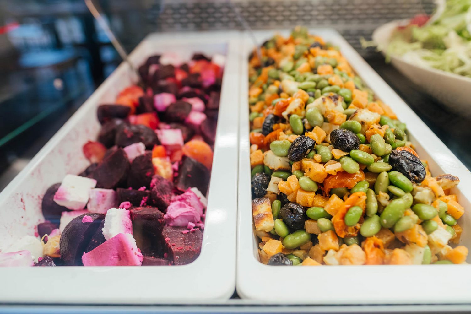 Green table cafe - lunch - salad bar 0041