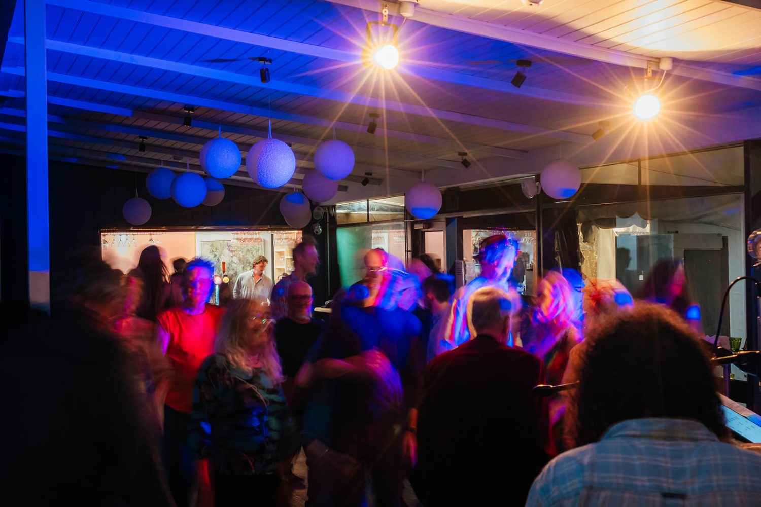 Green table private hire-party dancefloor